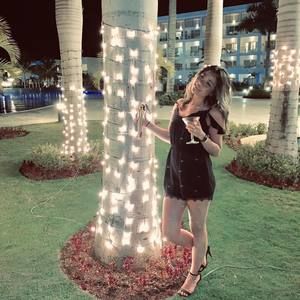 Meet your Posher, Ying